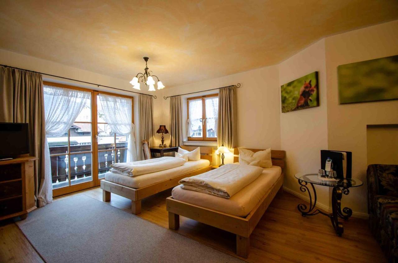 Hotel Ferienhaus Fux Oberammergau Exteriör bild