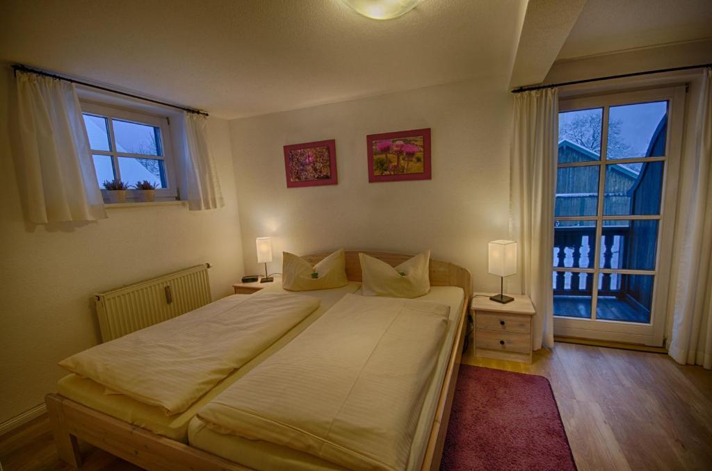 Hotel Ferienhaus Fux Oberammergau Rum bild